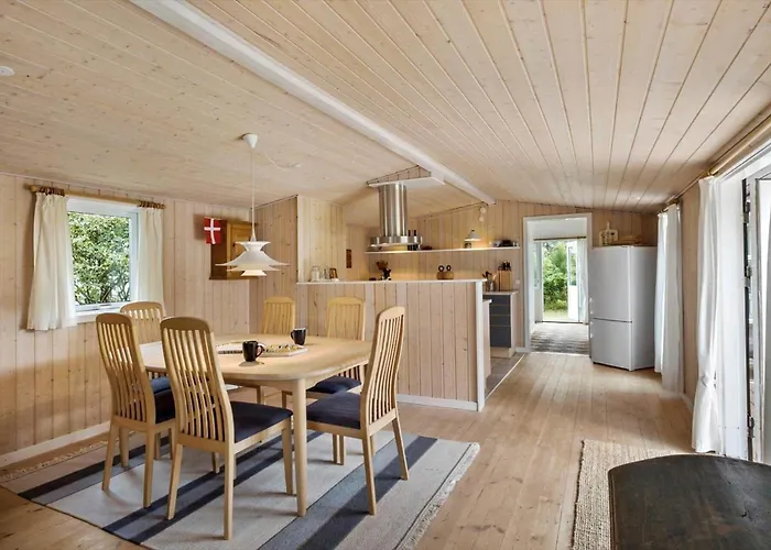 Bl1107-blokhus-soren-petersvej-16 *